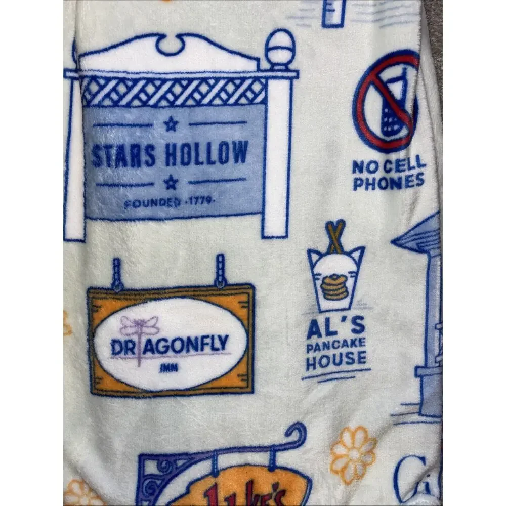 Gilmore Girls Town Signs Plush Throw Blanket 50” X 70” Dragonfly Inn Luke’s NEW